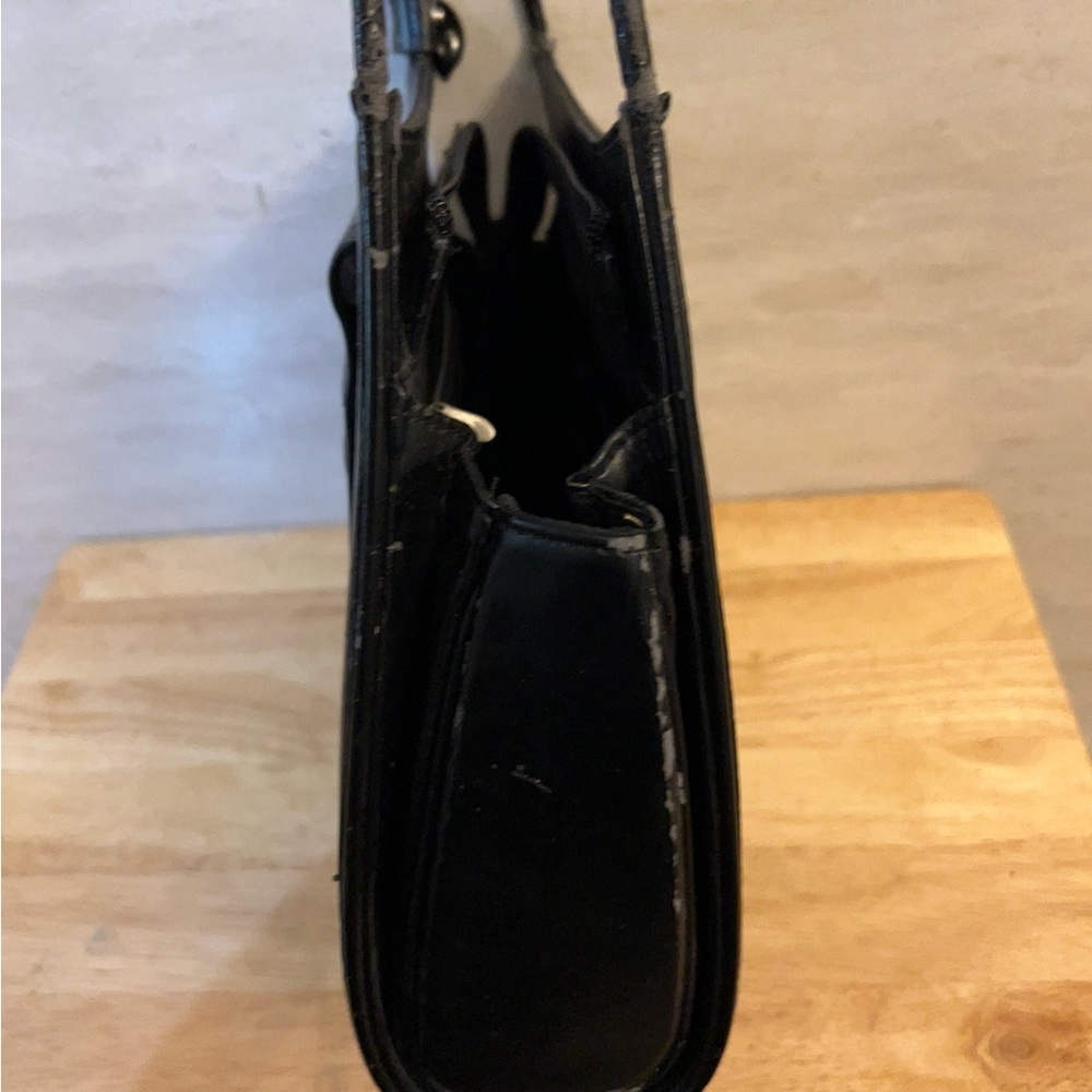 Fashion Inspired Black Leather Shoulder Bag Silver-Tone G - Picture 14 of 15